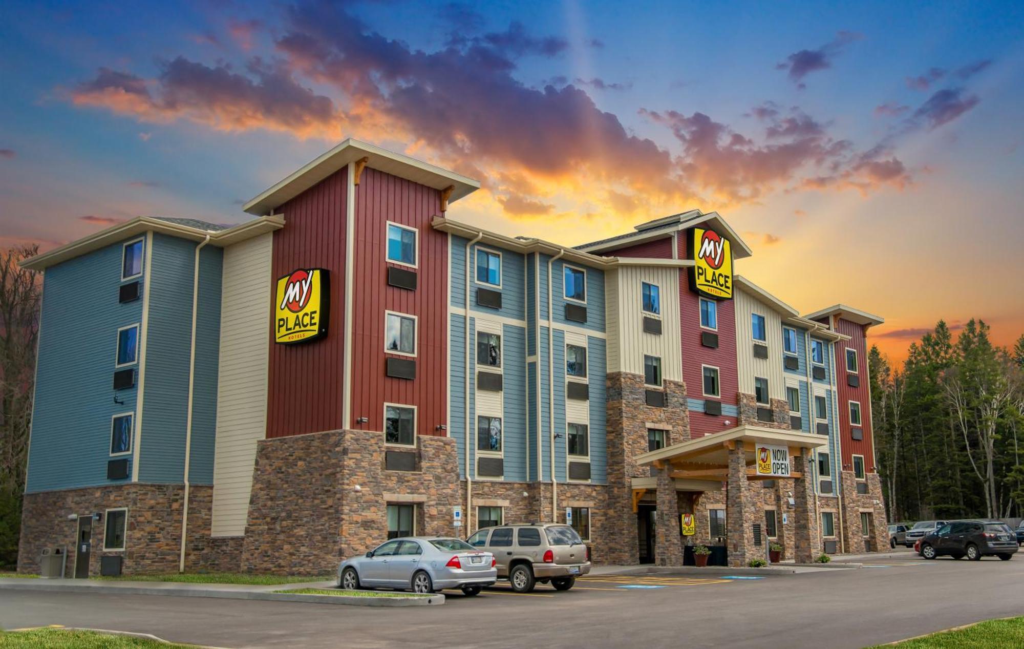 มาย เพลส โฮเทล-มาร์แคว็ตต์, มิชิแกน Hotel มาร์เคท ภายนอก รูปภาพ